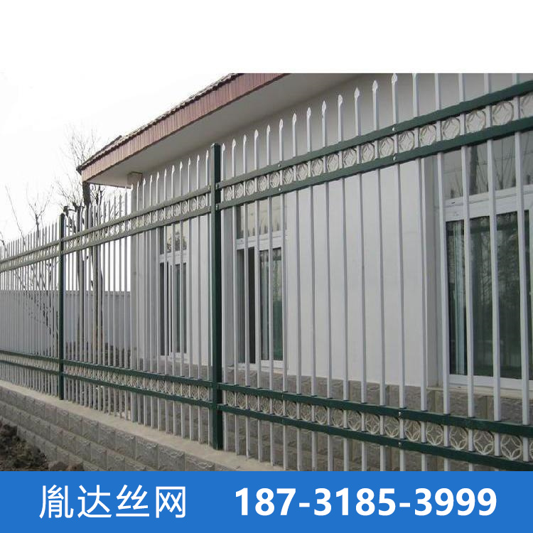 锌钢护栏四横梁